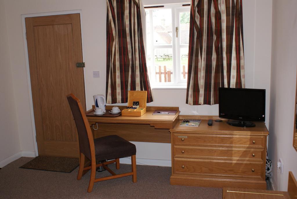 Bed and Breakfast The Hawkenbury Staplehurst Zimmer foto